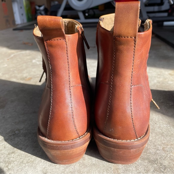Brand New Brown Chelsea Boot - Picture 2 of 5